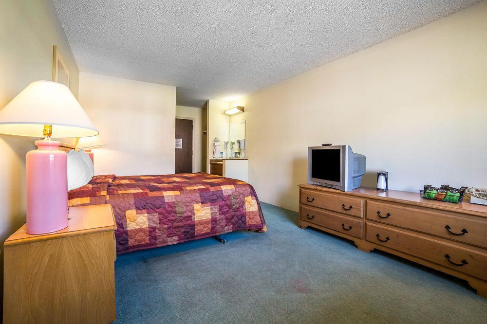 Rodeway Inn Billings Logan Intl Airport Near St Vincent Hospital Dış mekan fotoğraf